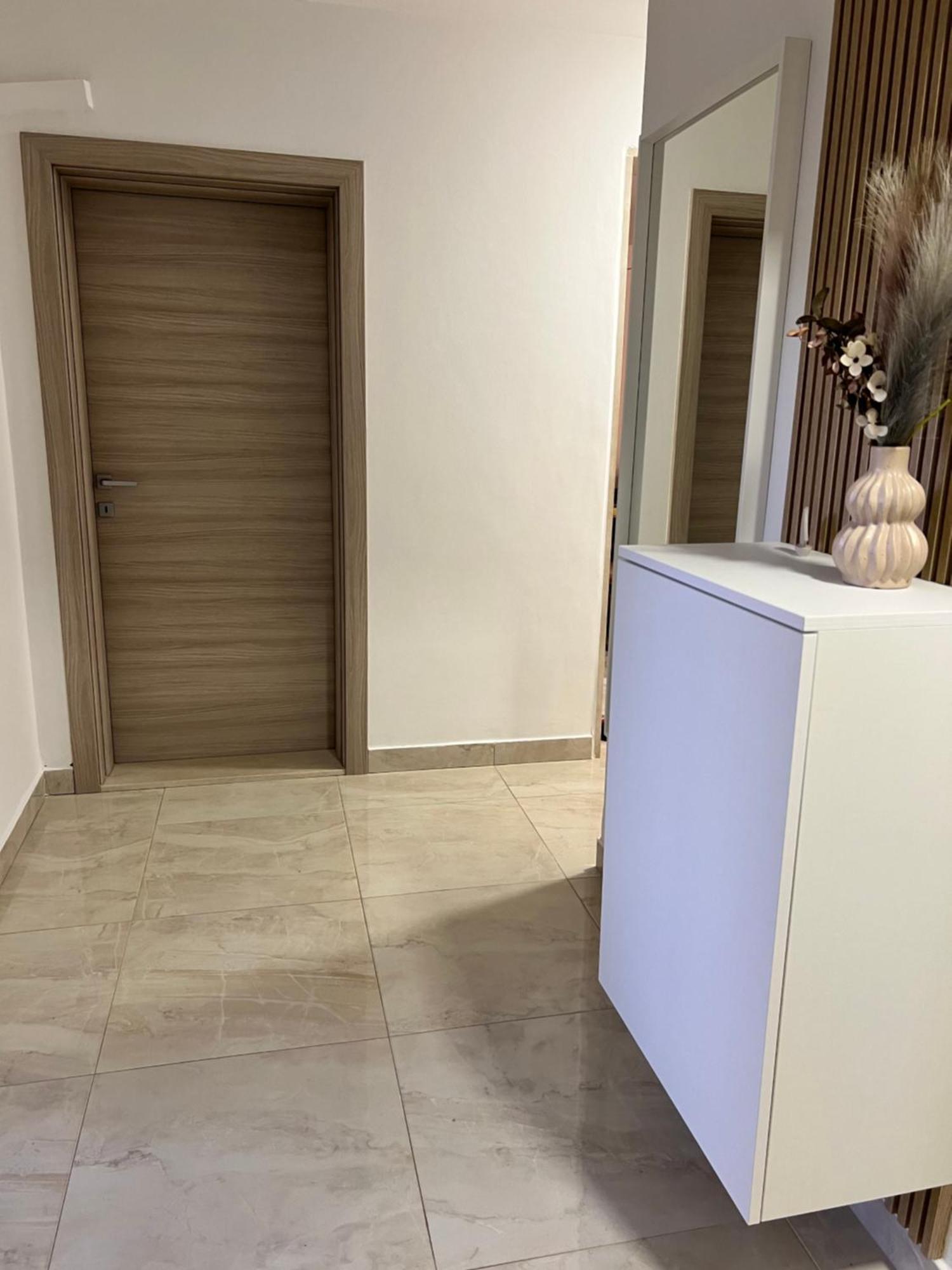 Apartmani Ivelic Supetar Exterior photo